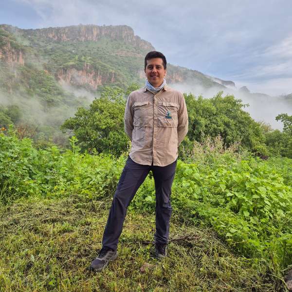 Raúl, equipo Nenenki