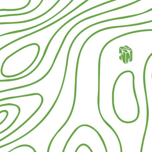 Mesa de trabajo con logo de Nenenki en proyecto Sierra del Águila