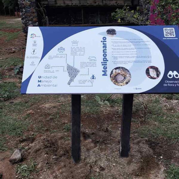 Señalización del meliponario para observación de flora y fauna en UMA Agua Blanca.
